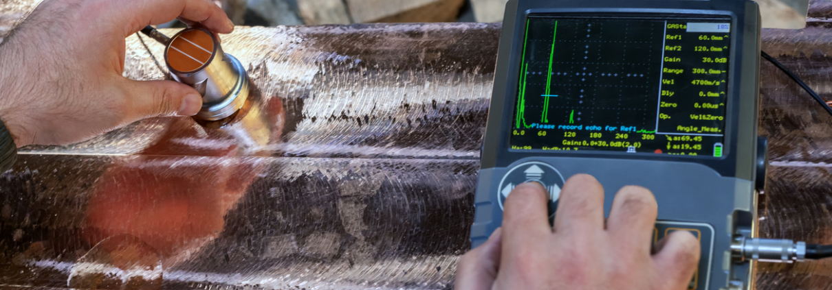 ndt technician at work